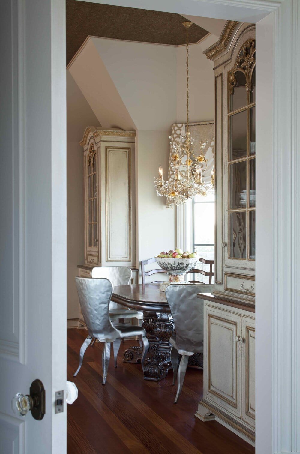 Greenwich dining room, a Habersham project